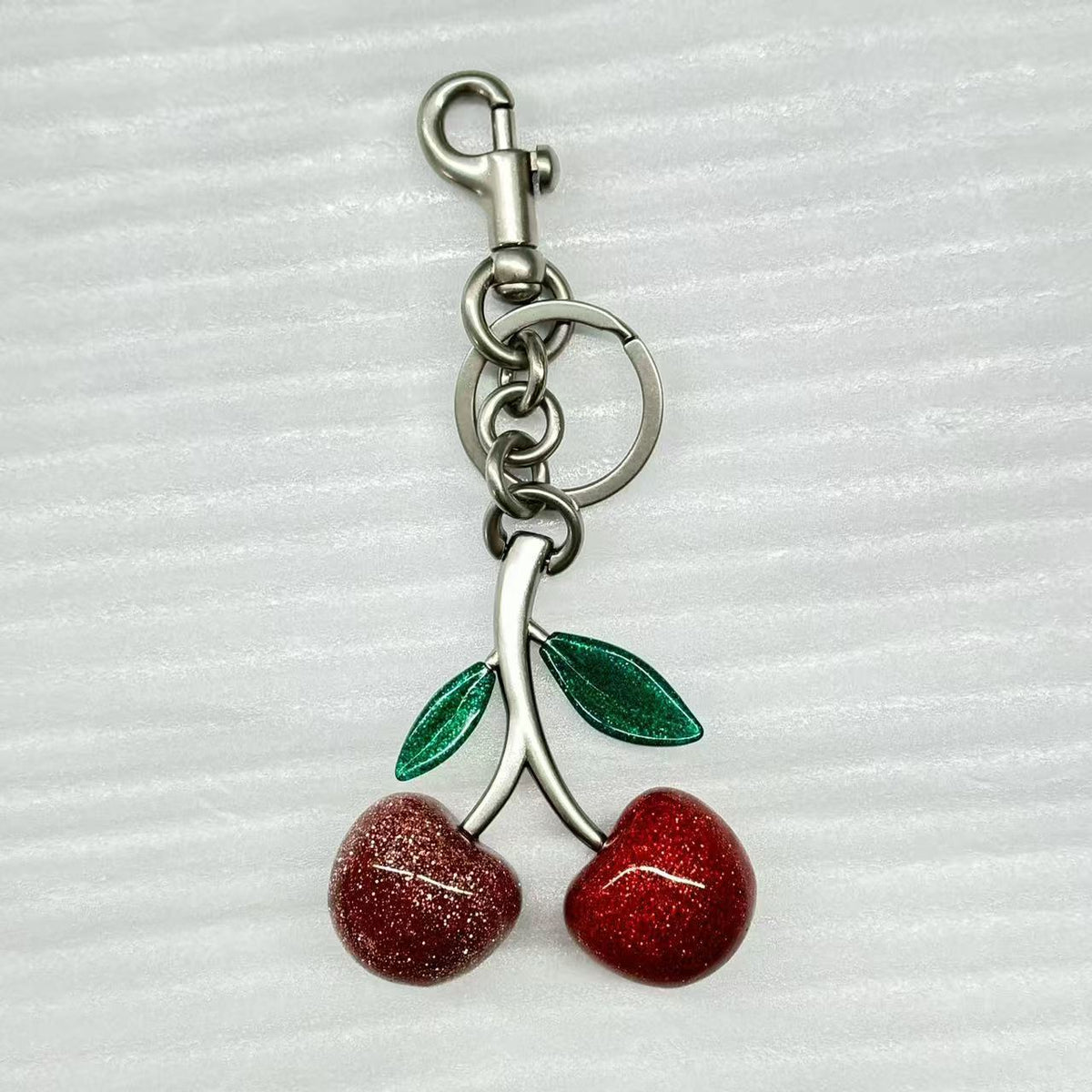 Cherry Bag Pendant Keychain – Exquisite Metal Car & Bag Charm